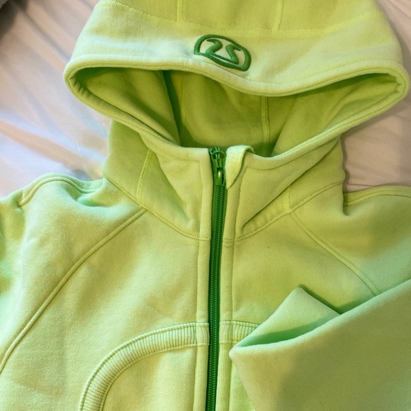 Lulu lemon sports jacket - Picture 2 of 6